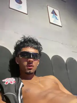 Cam4 Live Sex of soarezx