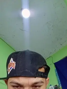 Cam4 Free Porn Cam of Pisspoopigpsir