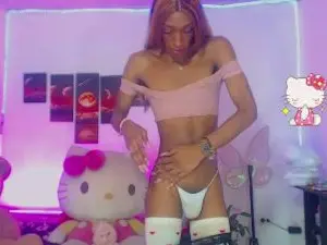 Cam4 Free Live Porn of lucianadolll