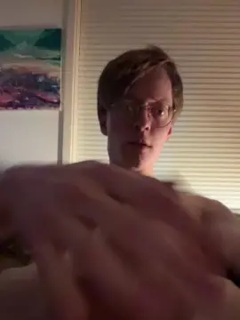 Cam4 Free Live Porn of Leanblondboy