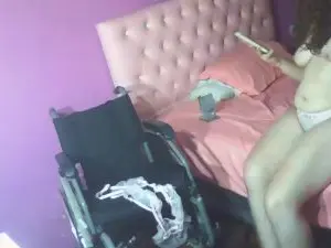 Cam4 Sex Cam of Miaxxx21