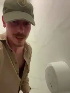 Cam4 Free Porn Cam of DinisJeitoso