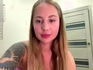 Cam4 Free Live Porn of AliceAudrey