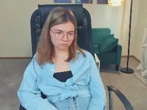 Cam4 Live Sex Cam of LynnetteShafer