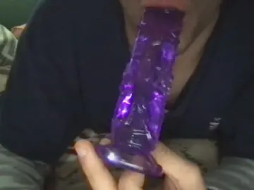 Cam4 Live Sex of Alerunner_