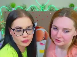 Cam4 Live Porn of Dina_Mary