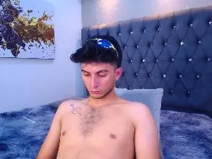 Cam4 Sex Cam of MrWilliseo