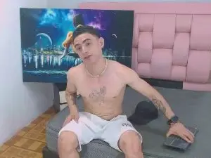 Cam4 Live Porn of CarlosSpecter_