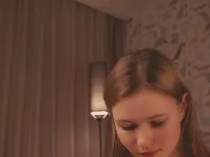 Cam4 Live Porn of KathieHoster