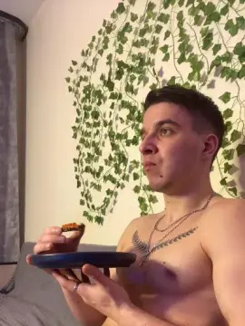 Cam4 Private Sex Chat of bravo_maestro