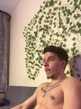 Cam4 Sex Chat of bravo_maestro