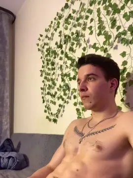 Cam4 Sex Chat of bravo_maestro