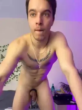 Cam4 Watch Live Sex Cams of bravo_maestro