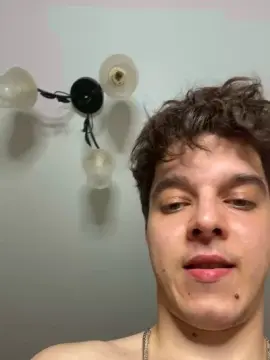 Cam4 Sex Cam of bravo_maestro