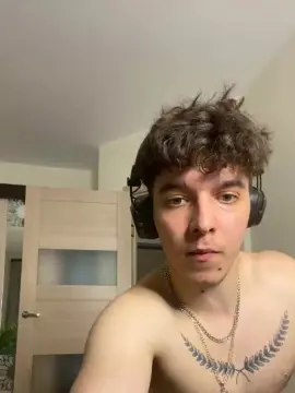 Cam4 Free Porn Cam of bravo_maestro