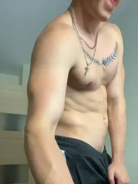 Cam4 Free Live Porn of bravo_maestro