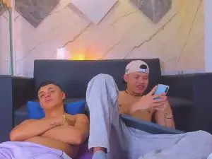 Cam4 Best Webcam of LostresBigBoys