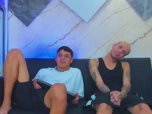 Cam4 Free Porn Cam of LostresBigBoys