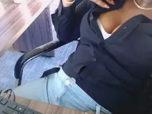 Cam4 Live Sex Cam of StrengeScarlet