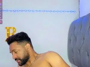 Cam4 Watch Live Sex Cams of bbcblackhot33