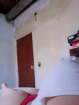 Cam4 Sex Cam of EMMACURVYHOT