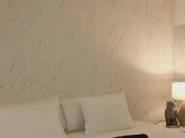 Cam4 Free Live Porn of AVA__BLUE