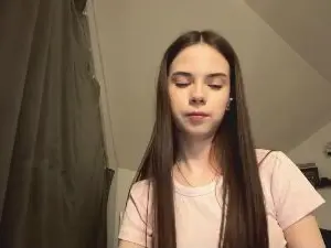 Cam4 Free Live Porn of HertaMcginley