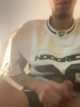 Cam4 Free Live Porn of Showmaker