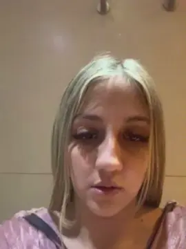 Cam4 Adult Webcam of Jazblondebaby