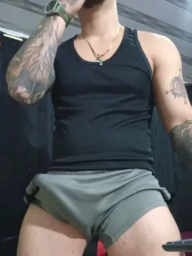 Cam4 Adult Webcam of Im_massimo777