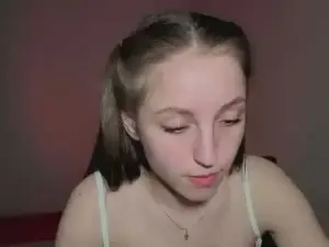 Cam4 Live Sex of ElaneMolinini