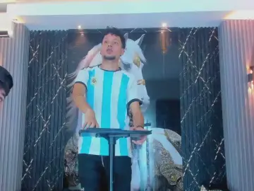 Cam4 Watch Live Sex Cams of handsome_boys22