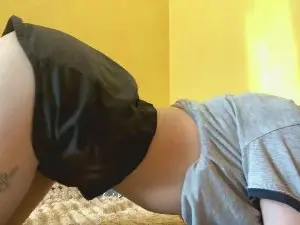 Cam4 Live Porn of ZulaDesautel