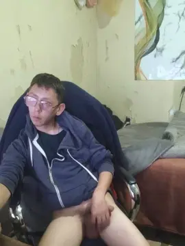 Cam4 Live Porn of KeviinKinG