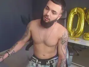 Cam4 Live Porn of OscarWills