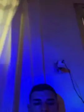 Cam4 Live Porn of Claudin01