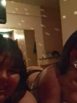 Cam4 Watch Live Sex Cams of gomimore