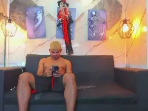 Cam4 Free Porn Cam of JeanPaul_26