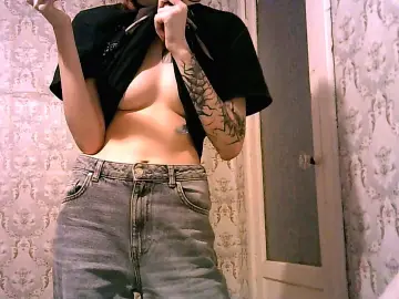 Cam4 Sex Chat of ThedaMarangoni