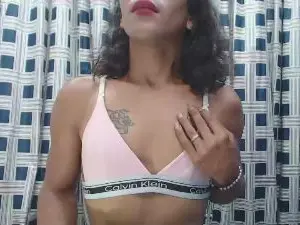 Cam4 Live Sex Cam of elagabalo_foxxx