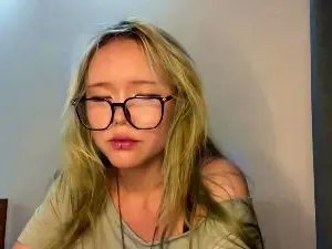 Cam4 Live Porn of HuongZeimetz