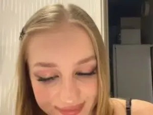 Cam4 Sex Chat of AshleaGiardini
