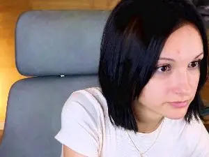 Cam4 Free Live Porn of MarinaYannotti