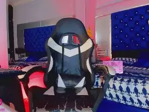 Cam4 Best live sex cam show of Ciara_Hot_Ts