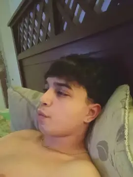 Cam4 Nude Webcam of alejandro_tn