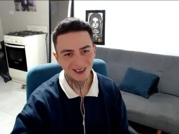 Cam4 Live Porn of santii_ss