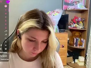 Cam4 Sex Cam of KristenHorwood