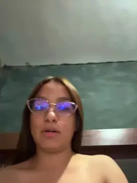 Cam4 Sex Chat of Yoss2424