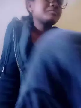 Cam4 Sex Chat of mialisoa3