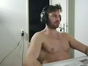 Cam4 Sex Cam of ALPHA_HUNK